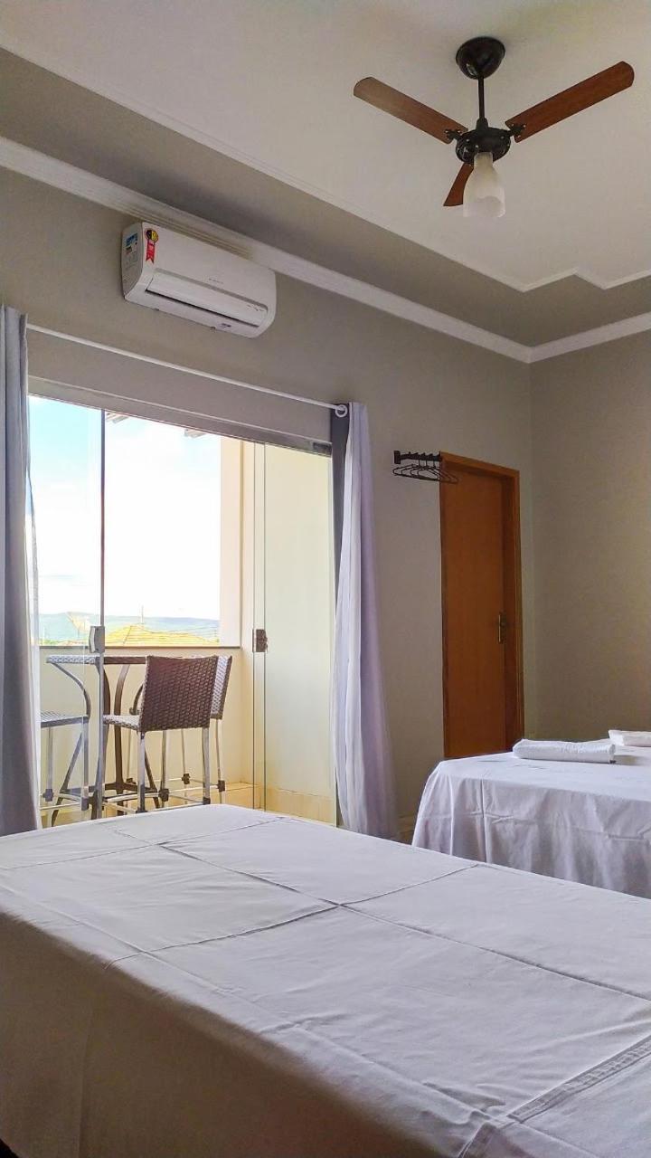 Pouso Oliveira Suites São João Batista do Glória Exterior foto